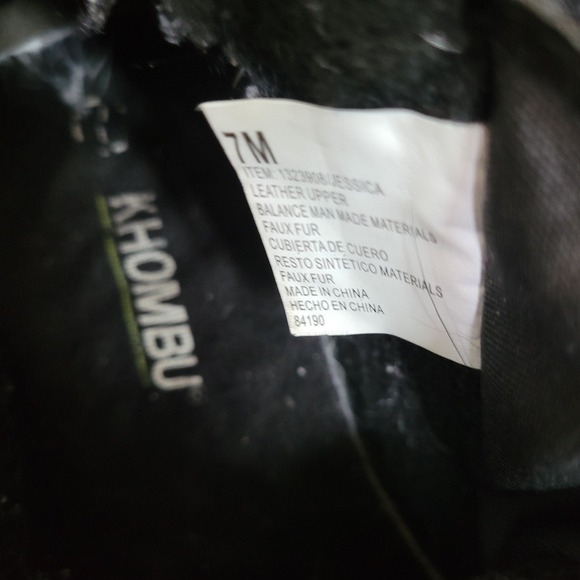 Khombu Jessica Womens Size 7 black suade and faux trim ankle boots - Picture 6 of 9